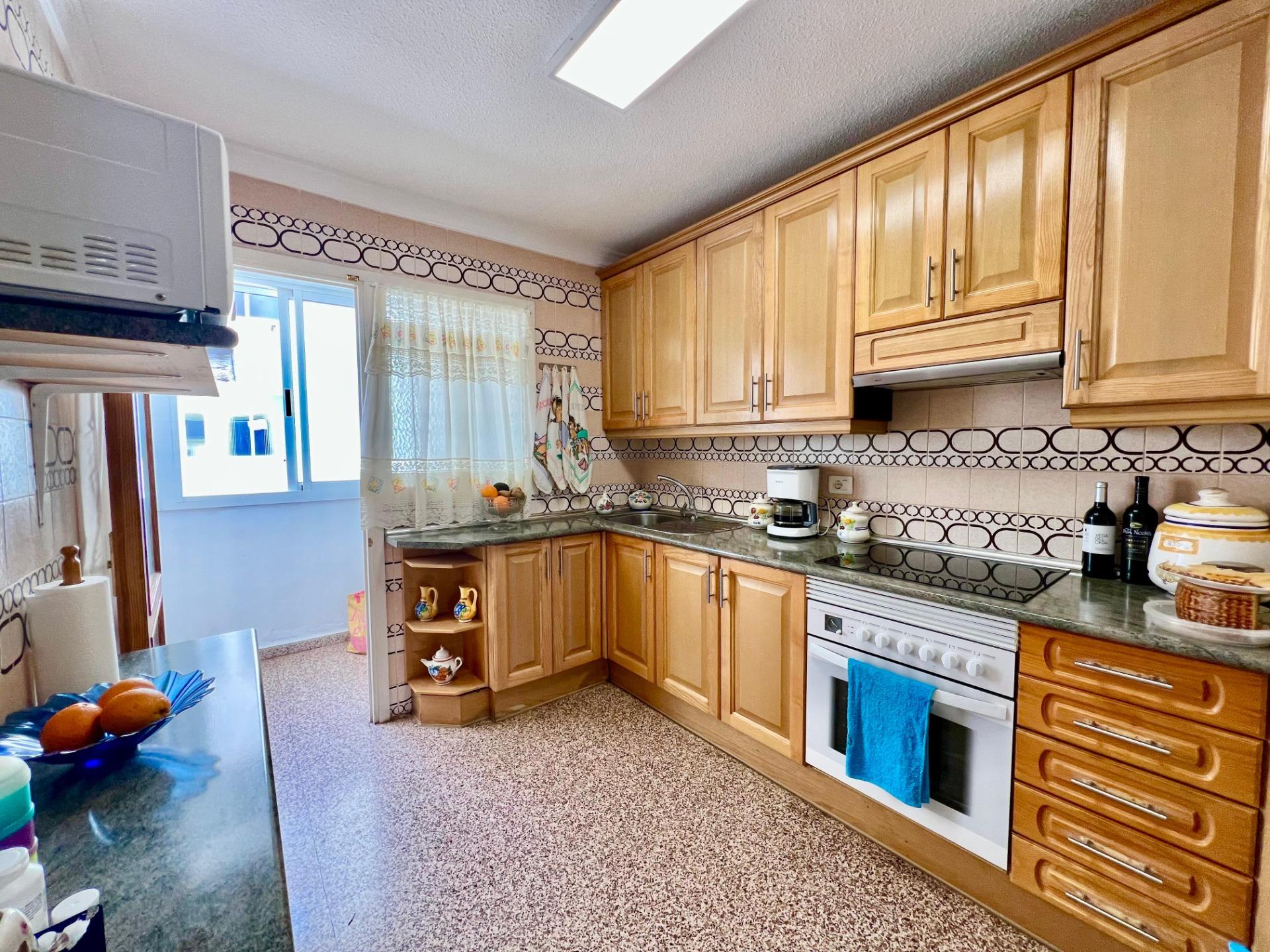 For sale - 3 Bedroom 1 Bathroom Apartment in Torrevieja - La Mata  - Alicante