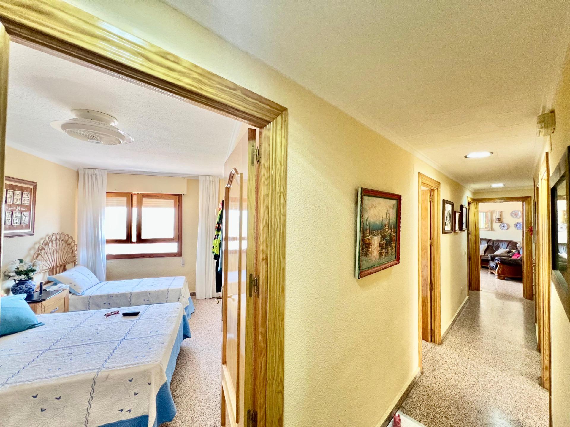 For sale - 3 Bedroom 1 Bathroom Apartment in Torrevieja - La Mata  - Alicante