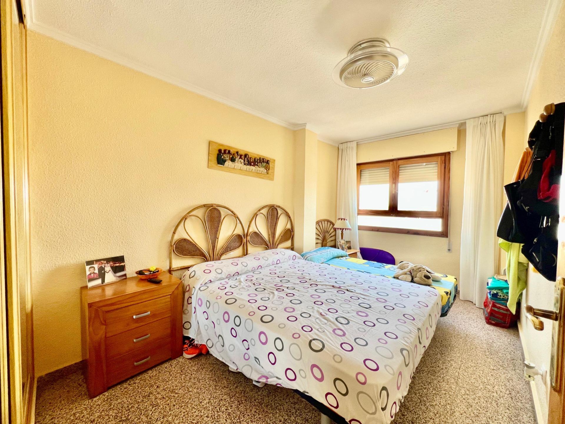 For sale - 3 Bedroom 1 Bathroom Apartment in Torrevieja - La Mata  - Alicante