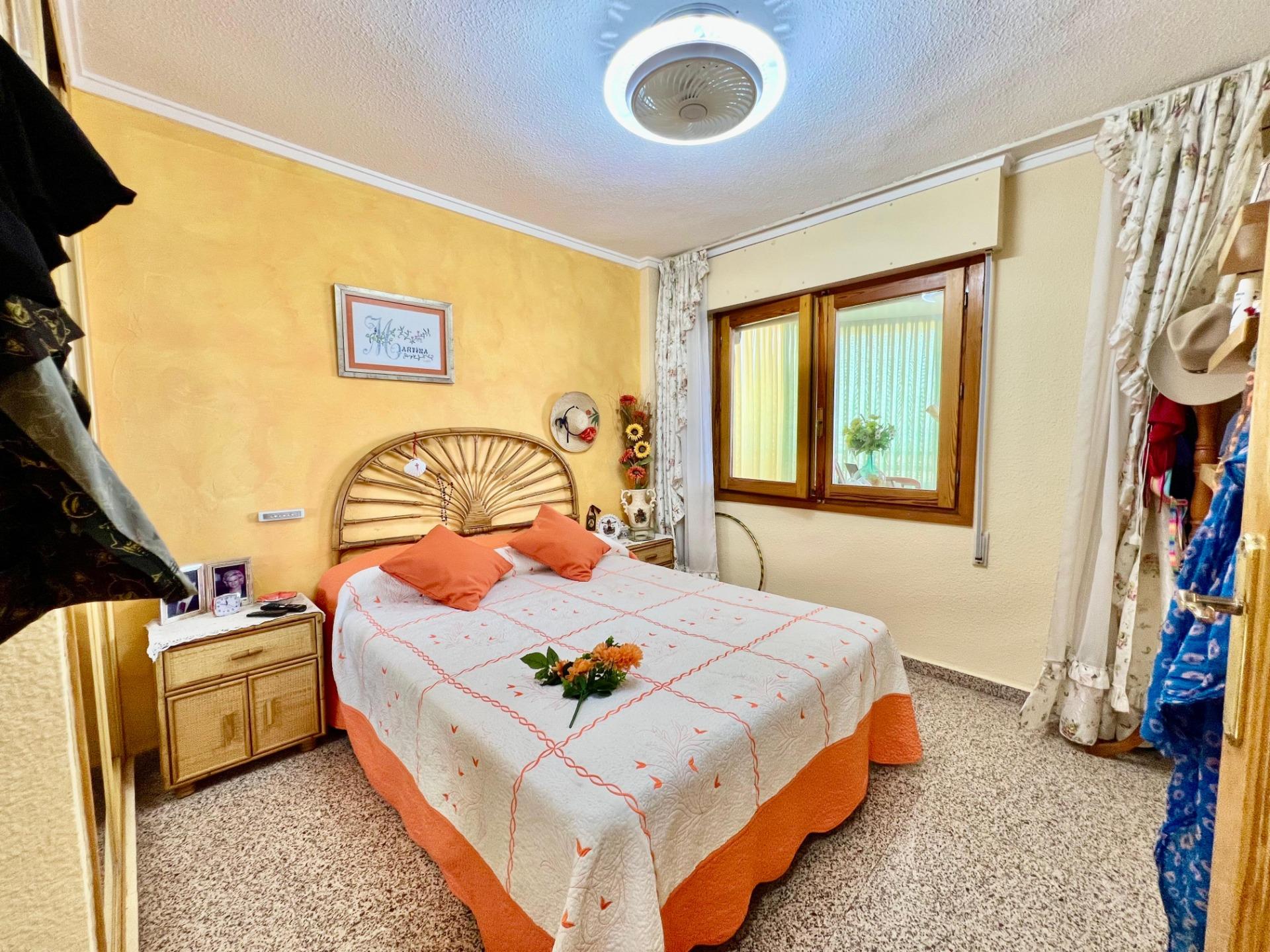 For sale - 3 Bedroom 1 Bathroom Apartment in Torrevieja - La Mata  - Alicante