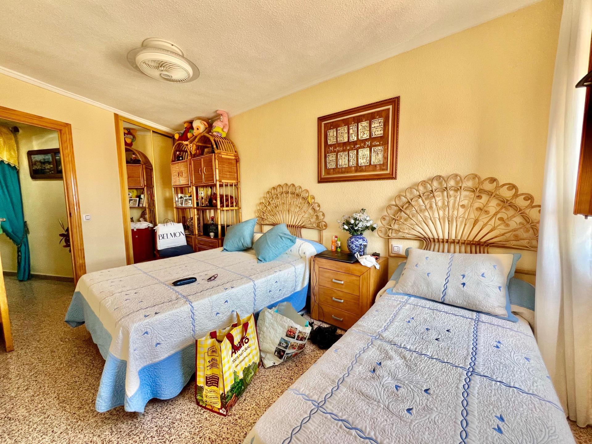 For sale - 3 Bedroom 1 Bathroom Apartment in Torrevieja - La Mata  - Alicante