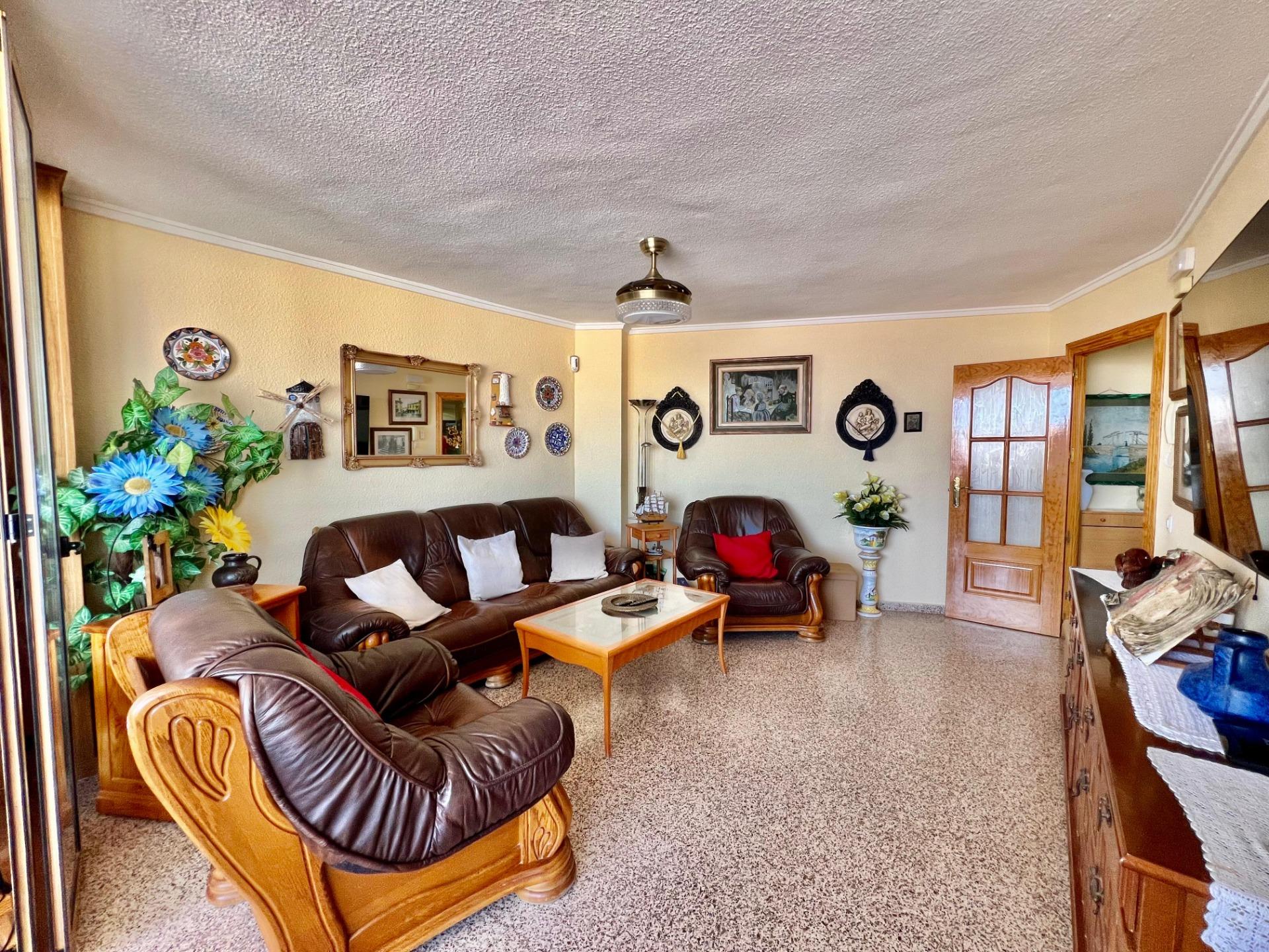 For sale - 3 Bedroom 1 Bathroom Apartment in Torrevieja - La Mata  - Alicante
