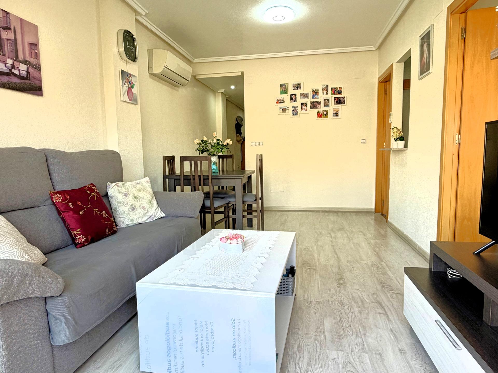 For sale - 2 Bedroom 2 Bathroom Apartment in Torrevieja - El Molino  - Alicante