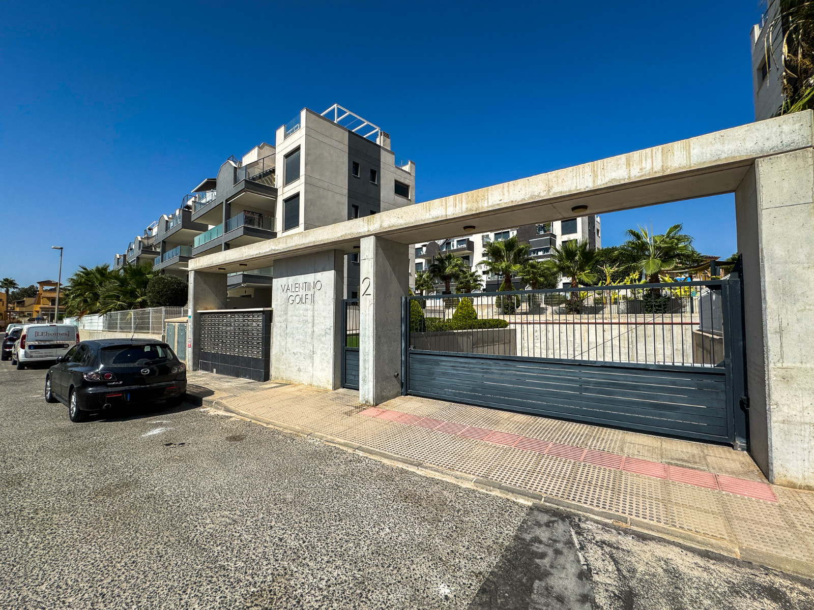 For sale - 2 Bedroom 2 Bathroom Apartment in Orihuela Costa - Costa Blanca  - Alicante