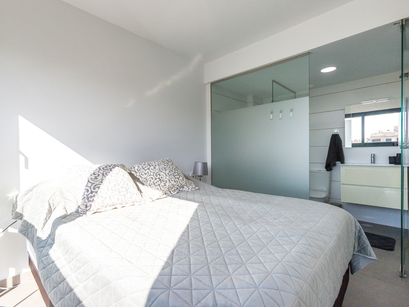 For sale - 2 Bedroom 2 Bathroom Apartment in Orihuela Costa - Costa Blanca  - Alicante