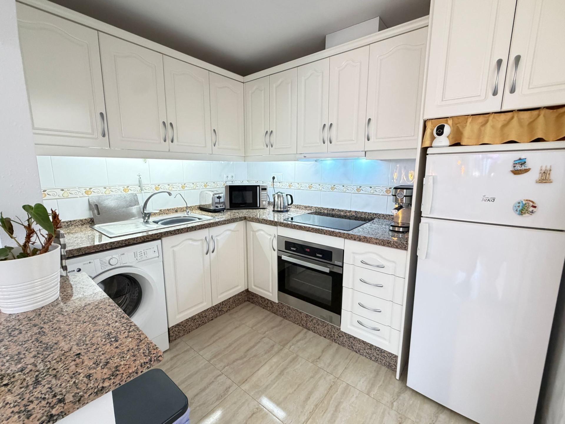For sale - 2 Bedroom 2 Bathroom Bungalow in Orihuela Costa - Los Dolses  - Alicante