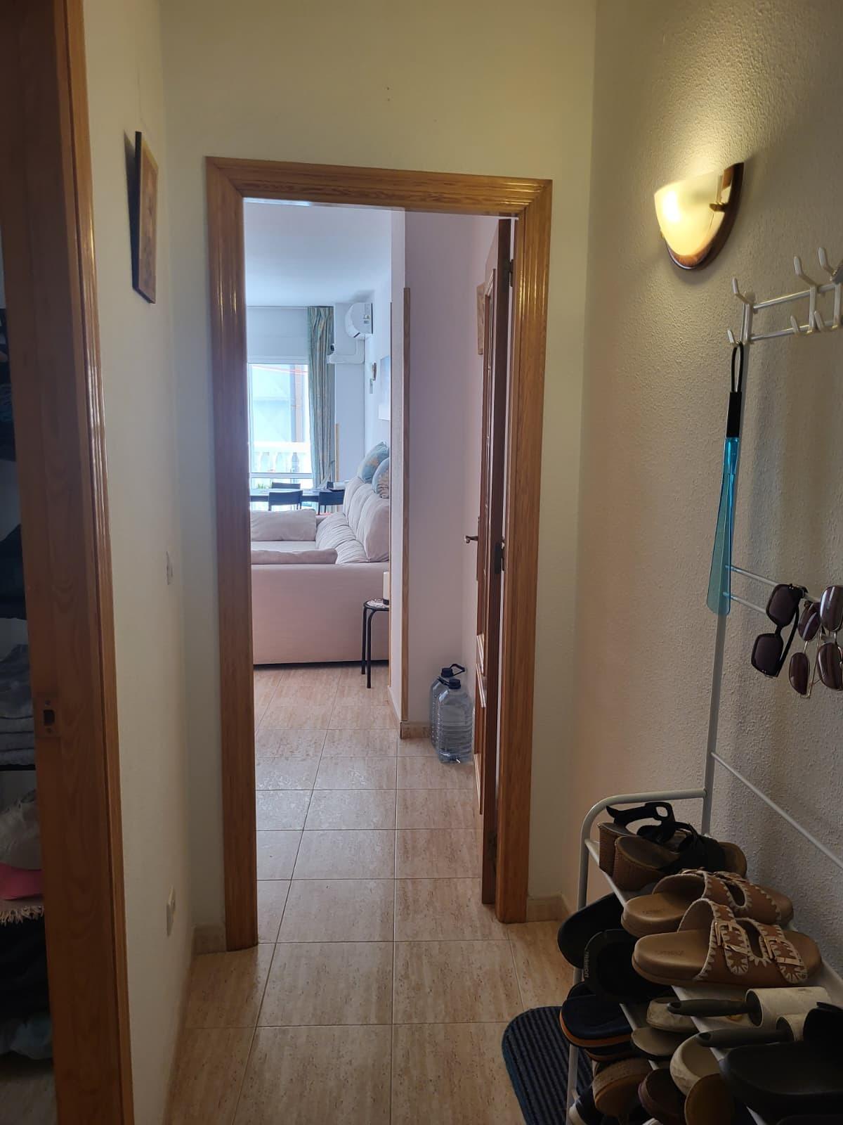For sale - 3 Bedroom 1 Bathroom Apartment in Torrevieja - Estacion De Autobuses  - Alicante