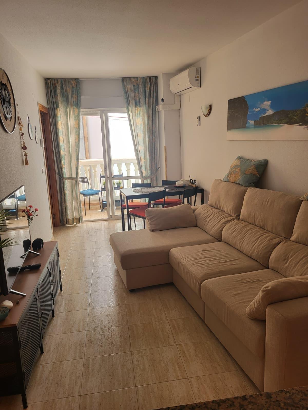 For sale - 3 Bedroom 1 Bathroom Apartment in Torrevieja - Estacion De Autobuses  - Alicante