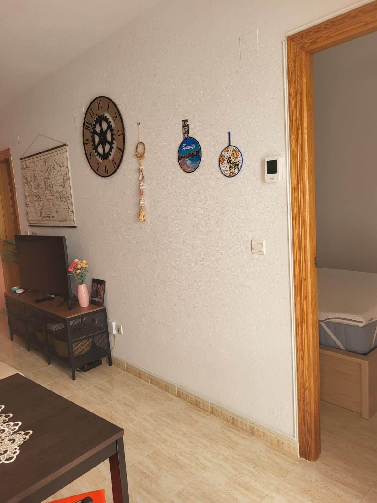 For sale - 3 Bedroom 1 Bathroom Apartment in Torrevieja - Estacion De Autobuses  - Alicante