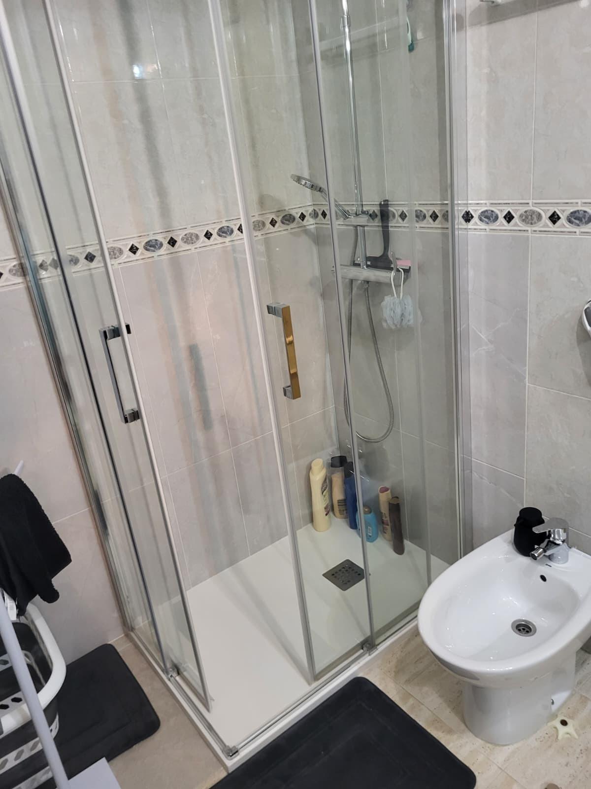 For sale - 3 Bedroom 1 Bathroom Apartment in Torrevieja - Estacion De Autobuses  - Alicante