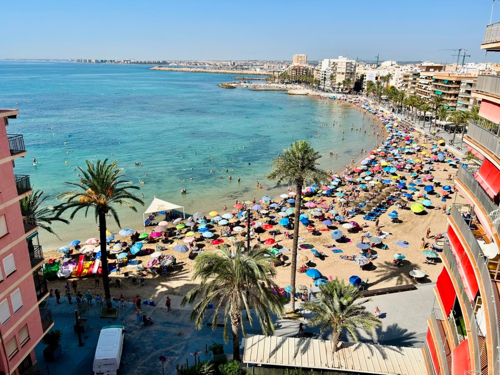 3 Bedroom 1 Bathroom Apartment in Torrevieja