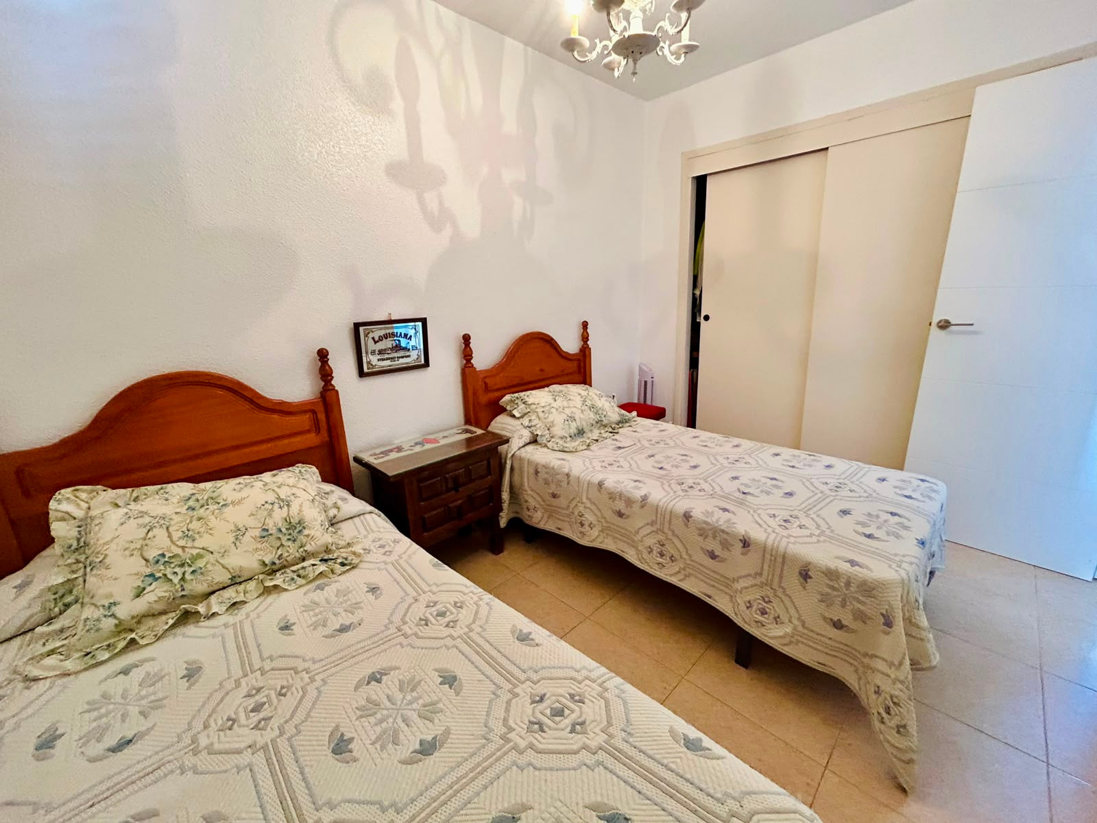 For sale - 3 Bedroom 1 Bathroom Apartment in Torrevieja - Costa Blanca  - Alicante