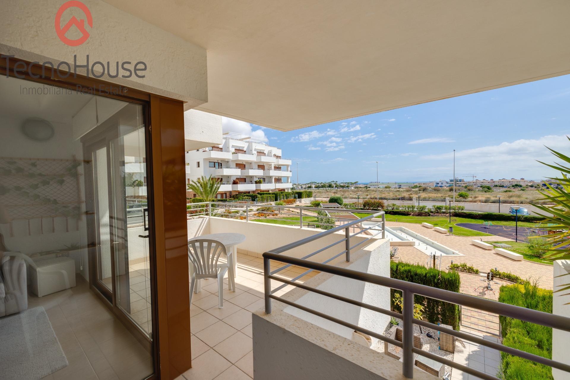 For sale - 2 Bedroom 1 Bathroom Apartment in Orihuela Costa - Lomas De Cabo Roig  - Alicante