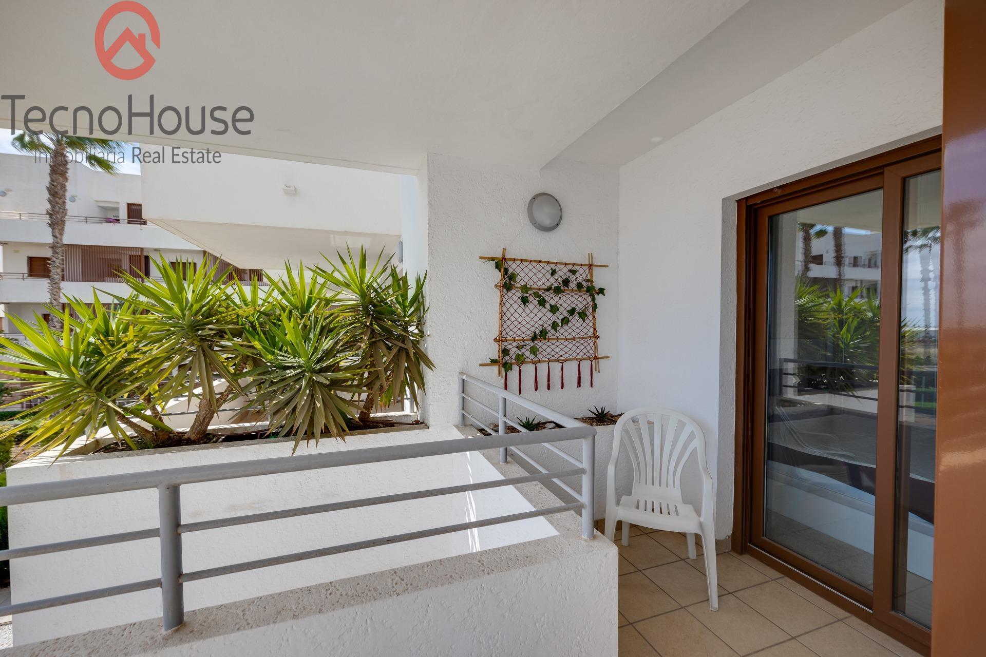 For sale - 2 Bedroom 1 Bathroom Apartment in Orihuela Costa - Lomas De Cabo Roig  - Alicante