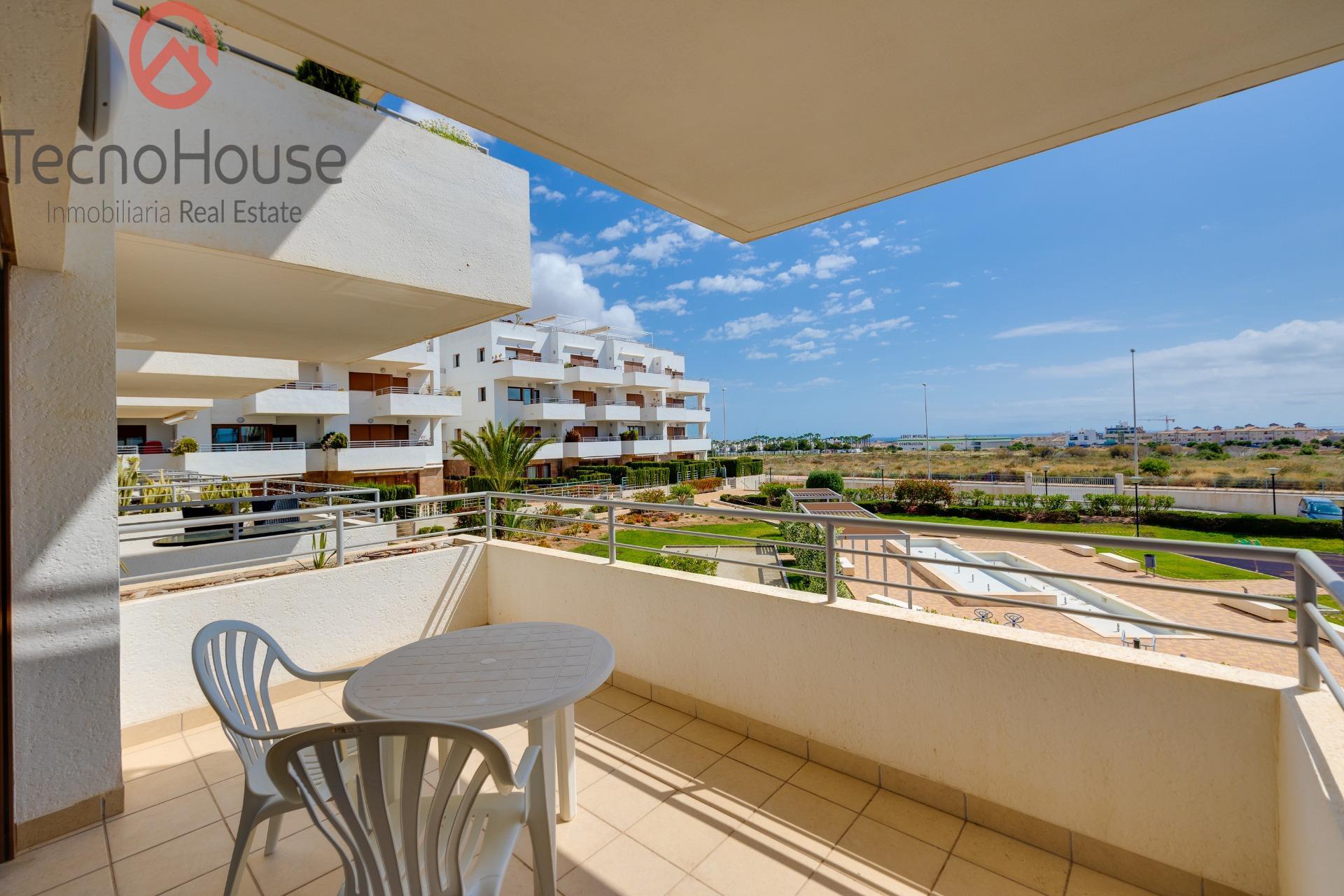 For sale - 2 Bedroom 1 Bathroom Apartment in Orihuela Costa - Lomas De Cabo Roig  - Alicante