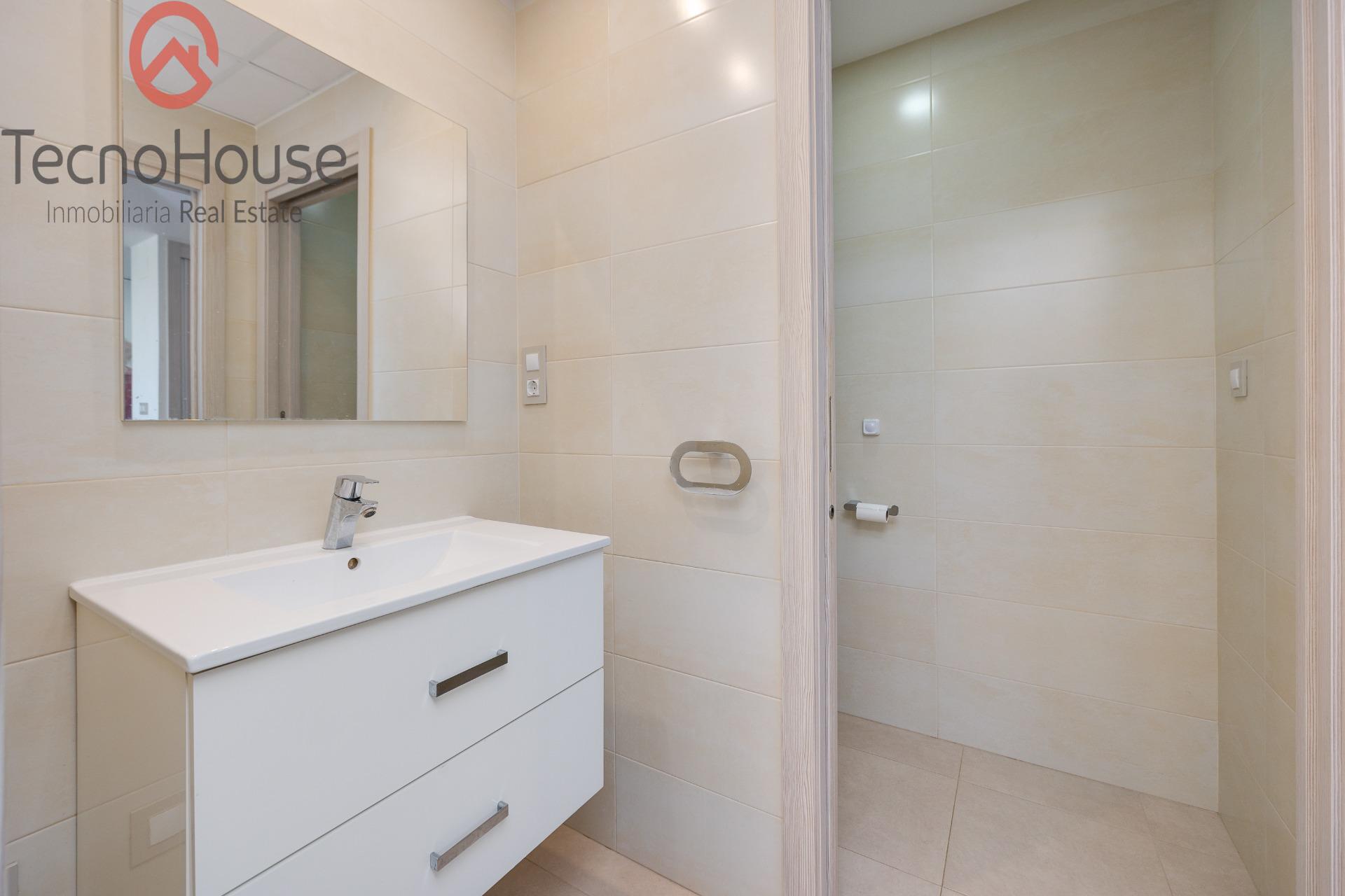 For sale - 2 Bedroom 1 Bathroom Apartment in Orihuela Costa - Lomas De Cabo Roig  - Alicante