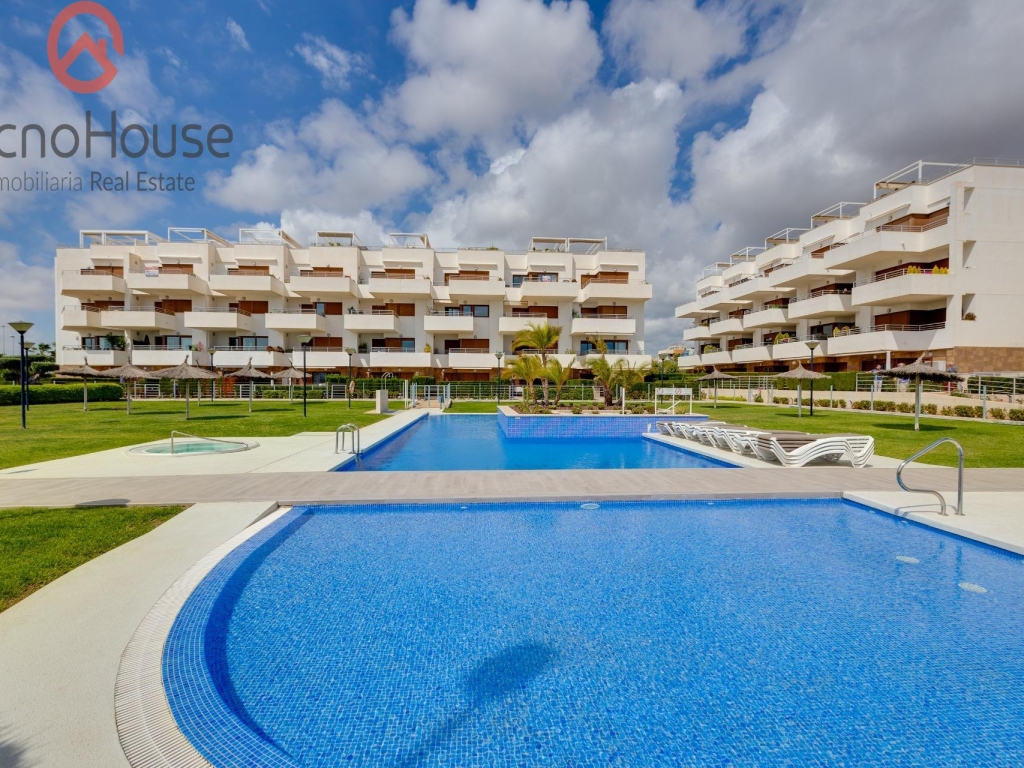 2 Bedroom 1 Bathroom Apartment in Orihuela Costa