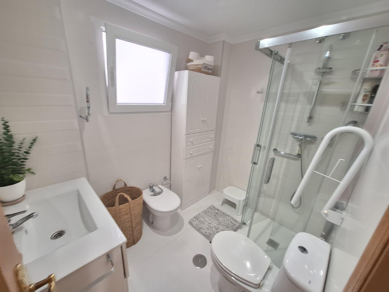 For sale - 2 Bedroom 1 Bathroom Apartment in Torrevieja - Playa Del Cura  - Alicante