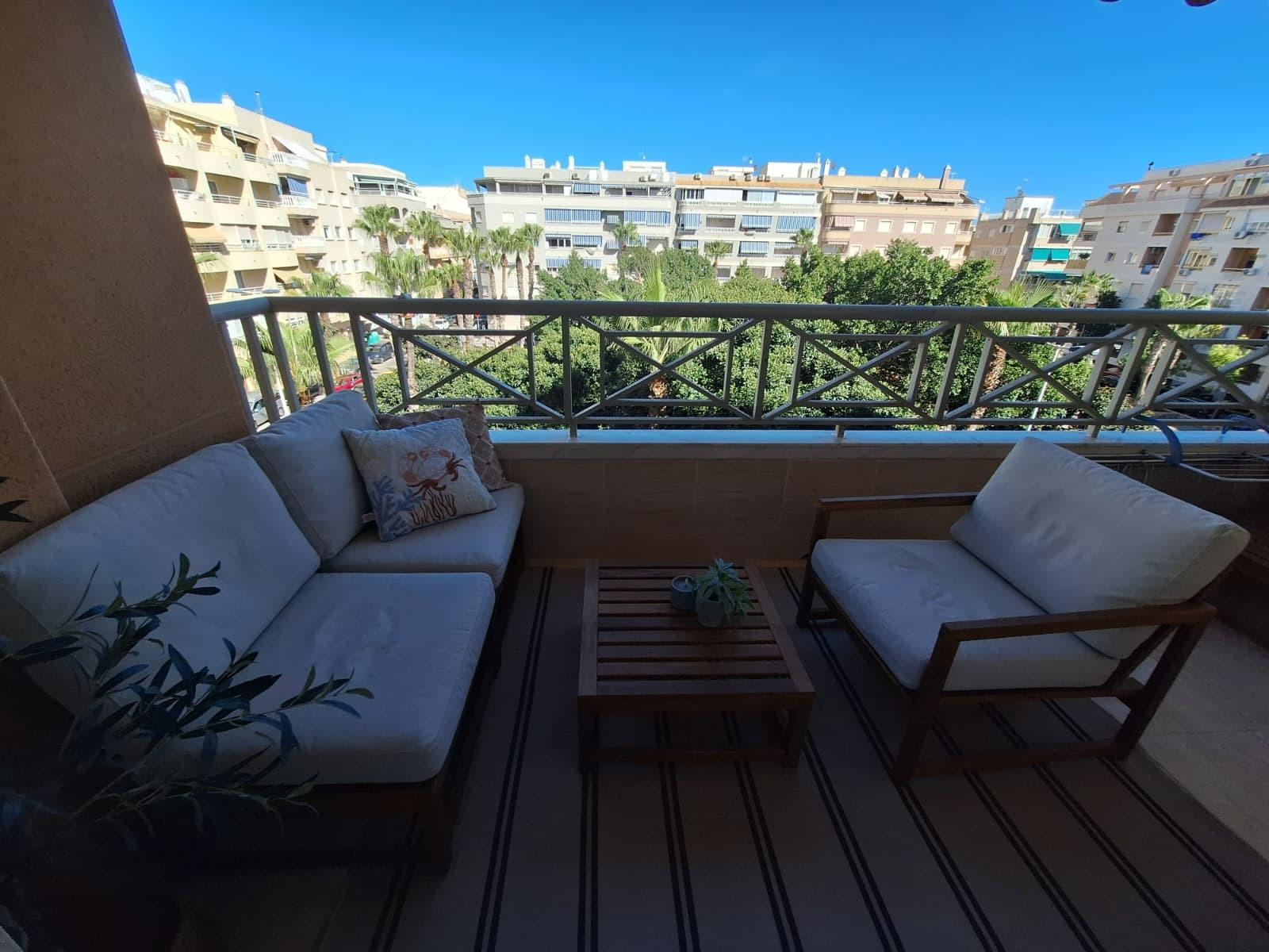 For sale - 2 Bedroom 1 Bathroom Apartment in Torrevieja - Playa Del Cura  - Alicante