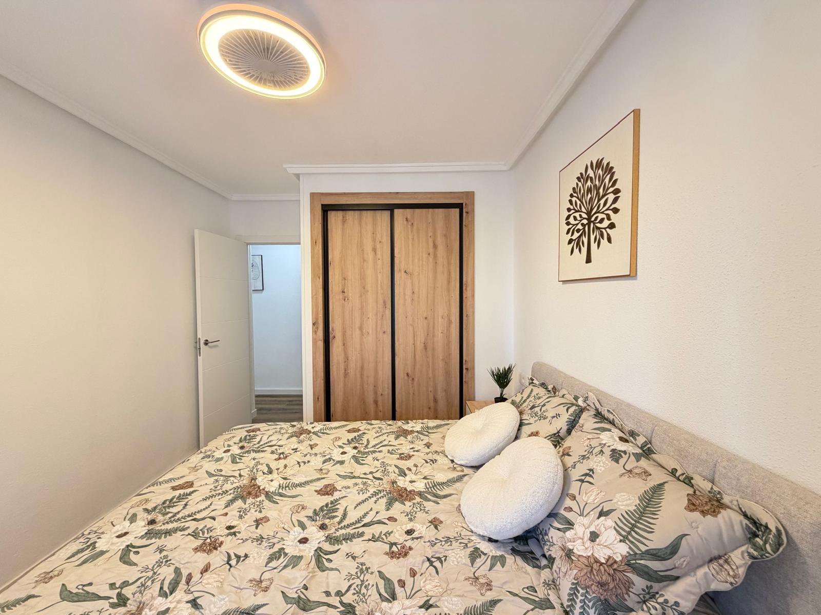 For sale - 3 Bedroom 2 Bathroom Apartment in Torrevieja - PARQUE DE LAS NACIONES  - Alicante