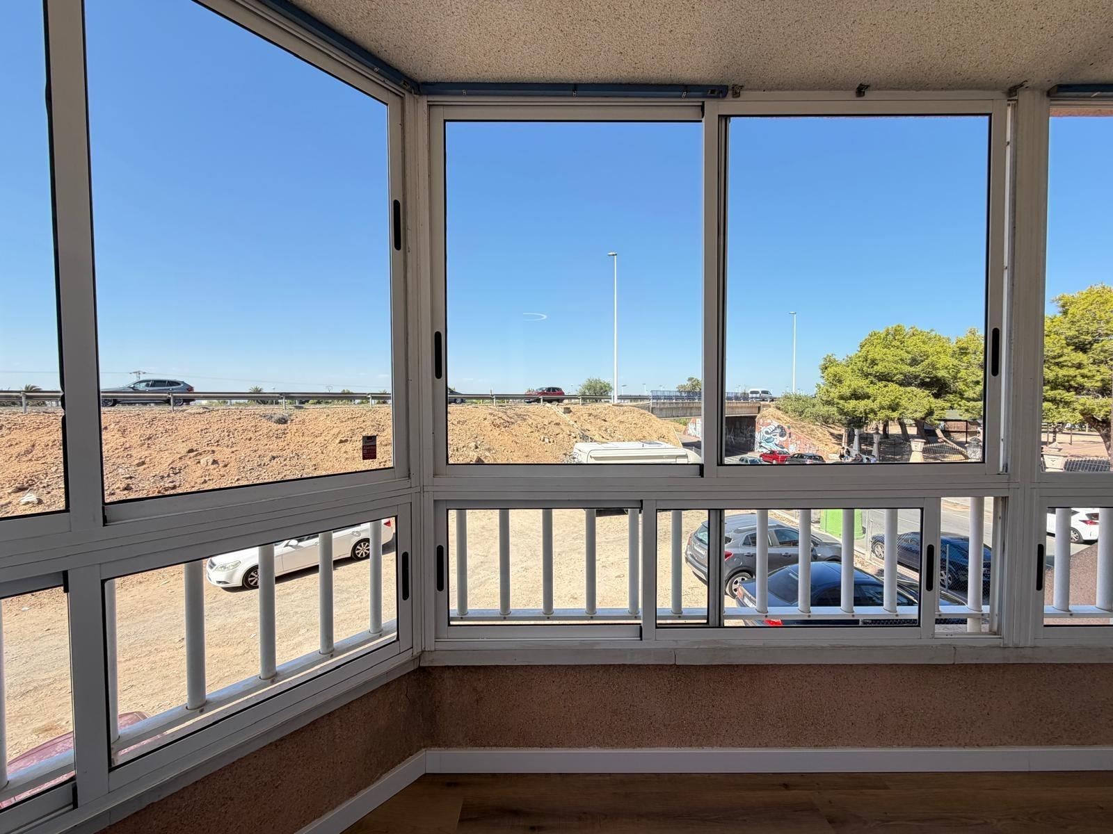 For sale - 3 Bedroom 2 Bathroom Apartment in Torrevieja - PARQUE DE LAS NACIONES  - Alicante