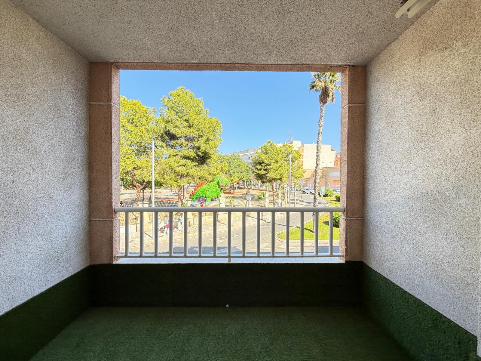 For sale - 3 Bedroom 2 Bathroom Apartment in Torrevieja - PARQUE DE LAS NACIONES  - Alicante