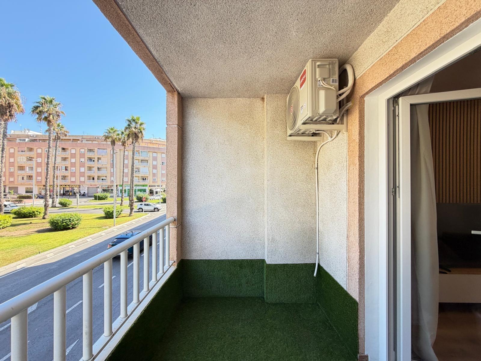 For sale - 3 Bedroom 2 Bathroom Apartment in Torrevieja - PARQUE DE LAS NACIONES  - Alicante