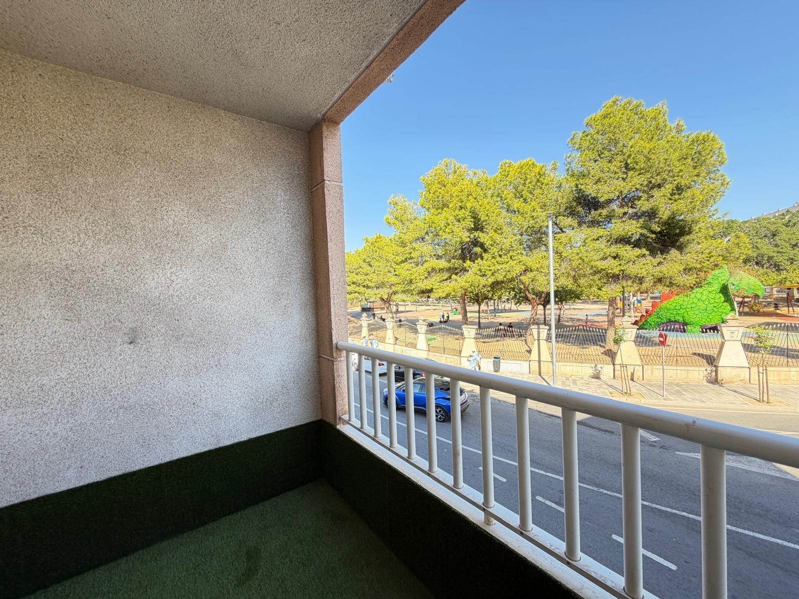 For sale - 3 Bedroom 2 Bathroom Apartment in Torrevieja - PARQUE DE LAS NACIONES  - Alicante