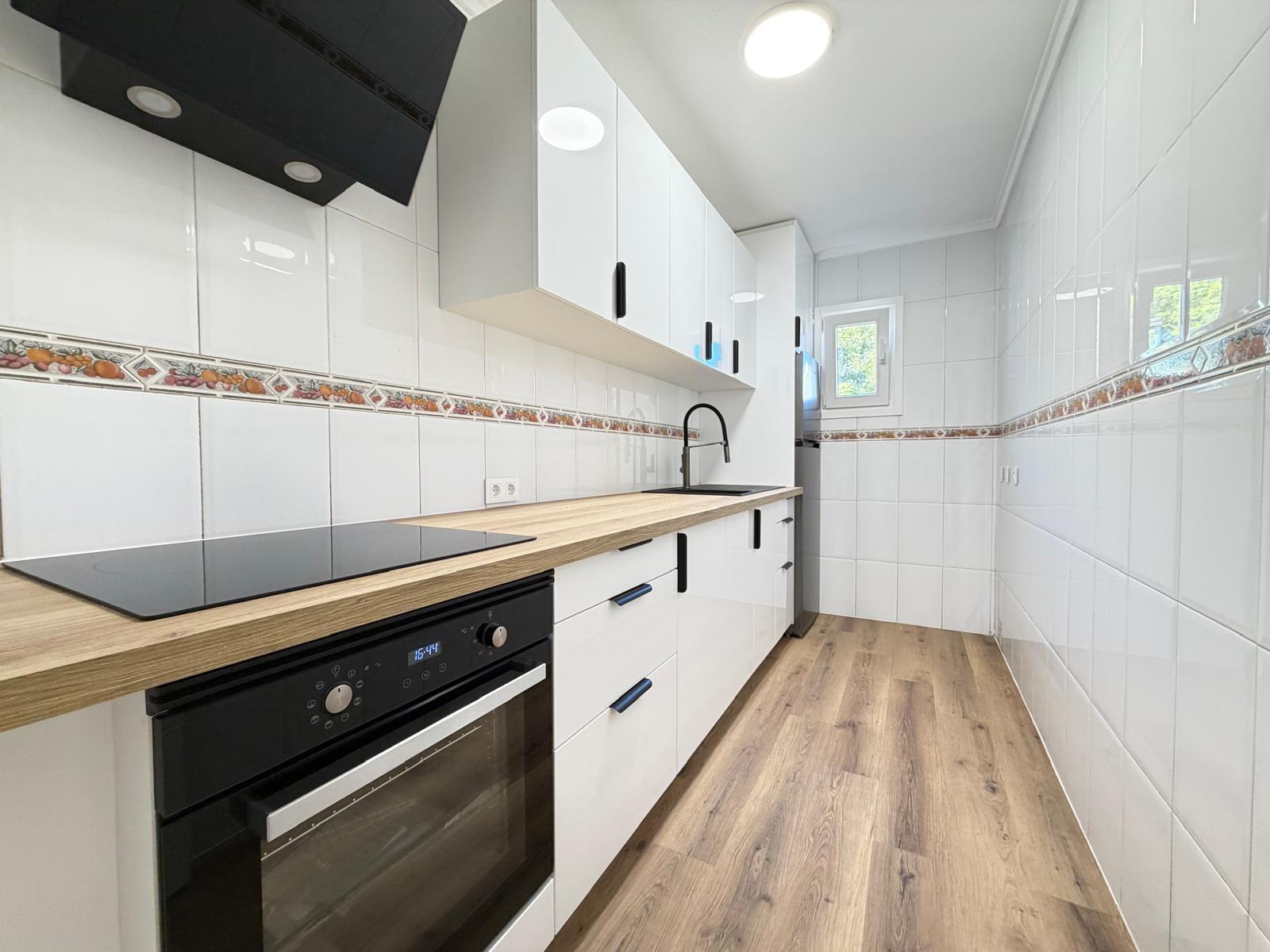 For sale - 3 Bedroom 2 Bathroom Apartment in Torrevieja - PARQUE DE LAS NACIONES  - Alicante