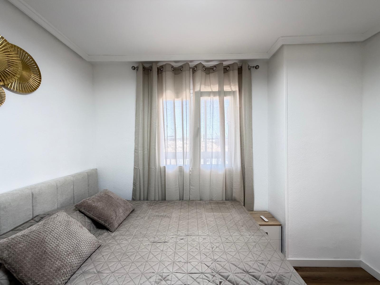 For sale - 3 Bedroom 2 Bathroom Apartment in Torrevieja - PARQUE DE LAS NACIONES  - Alicante