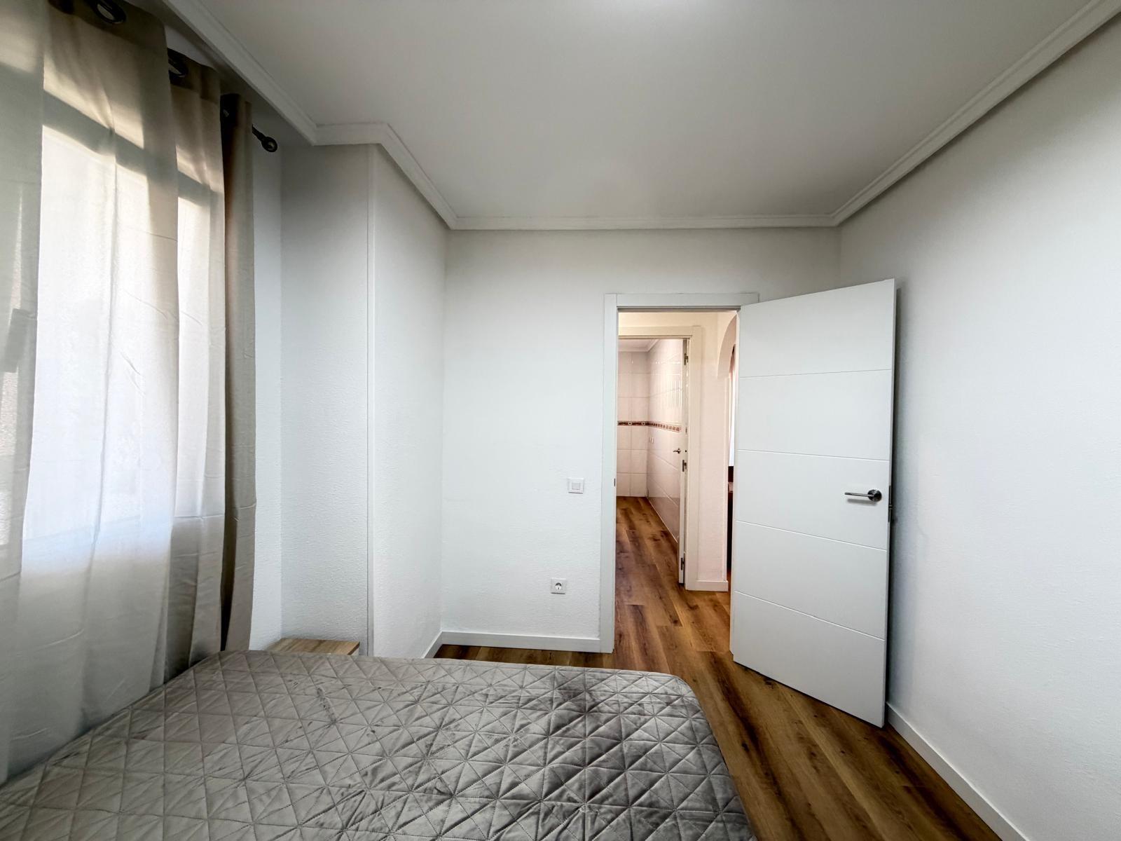 For sale - 3 Bedroom 2 Bathroom Apartment in Torrevieja - PARQUE DE LAS NACIONES  - Alicante