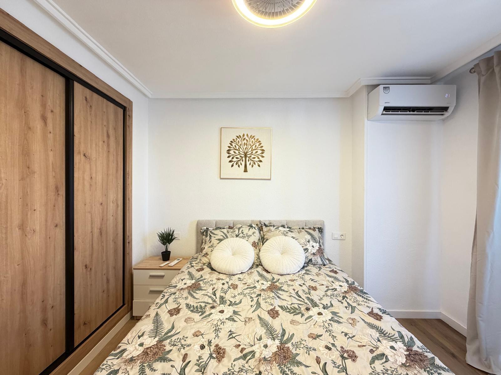 For sale - 3 Bedroom 2 Bathroom Apartment in Torrevieja - PARQUE DE LAS NACIONES  - Alicante