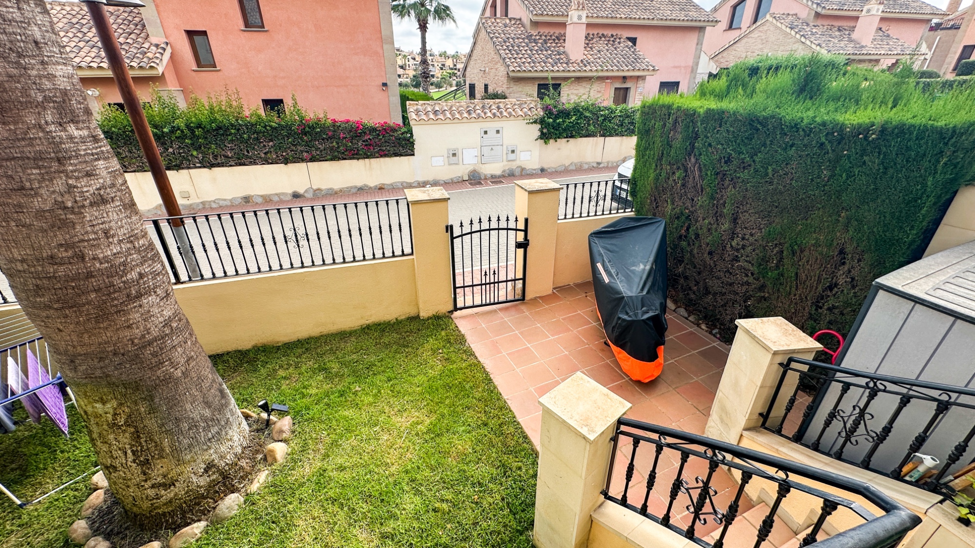 For sale - 2 Bedroom 2 Bathroom Town House in La Finca Golf Resort - Inland  - Alicante
