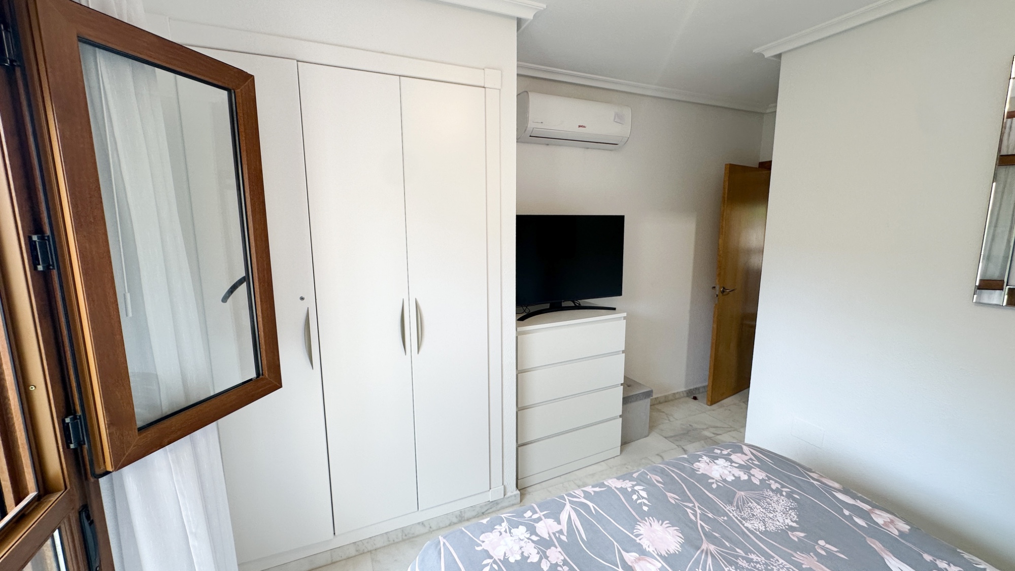 For sale - 2 Bedroom 2 Bathroom Town House in La Finca Golf Resort - Inland  - Alicante