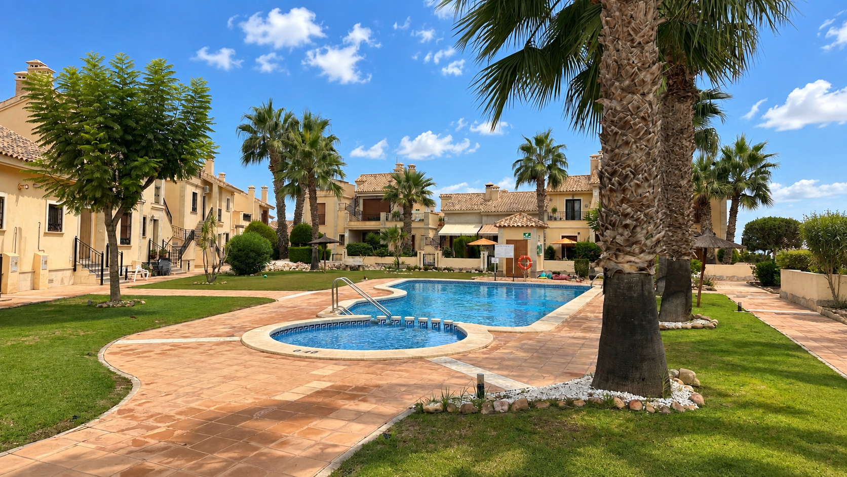 For sale - 2 Bedroom 2 Bathroom Town House in La Finca Golf Resort - Inland  - Alicante