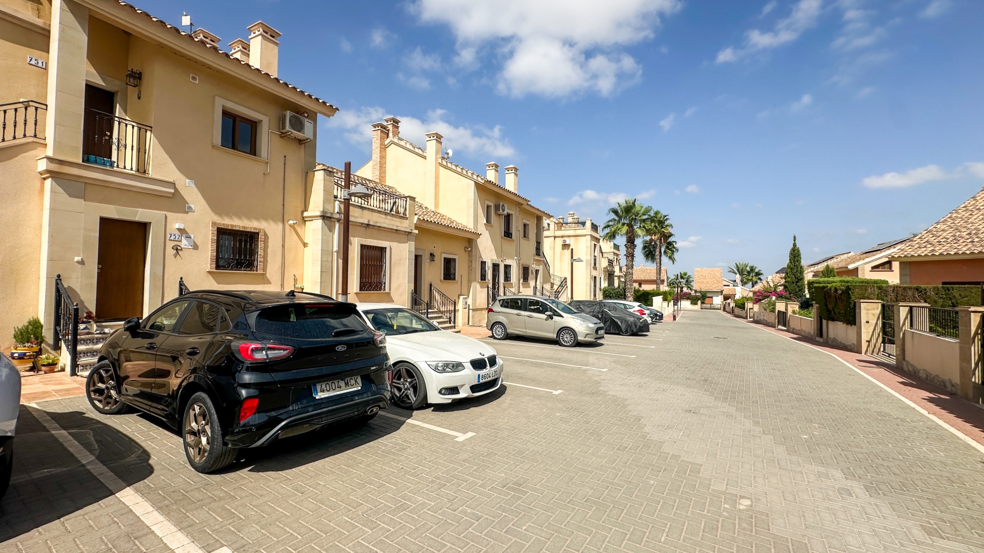 For sale - 2 Bedroom 2 Bathroom Town House in La Finca Golf Resort - Inland  - Alicante