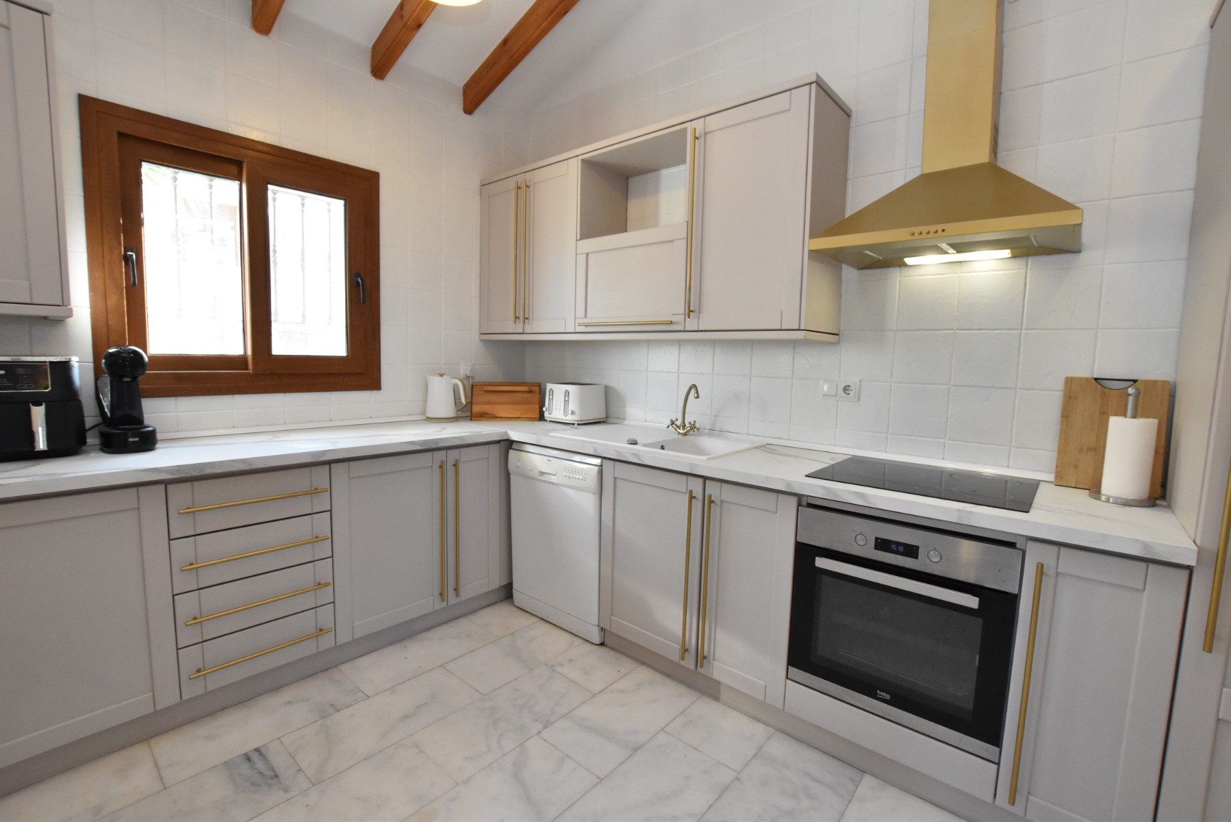 For sale - 3 Bedroom 2 Bathroom Villa in Algorfa - Inland  - Alicante