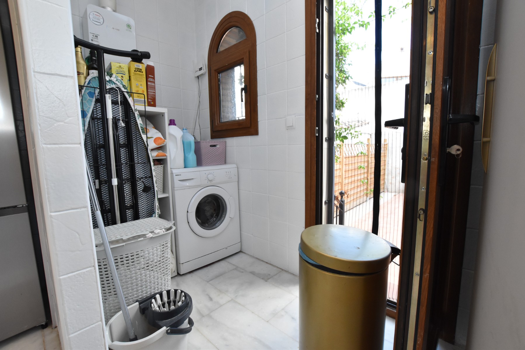 For sale - 3 Bedroom 2 Bathroom Villa in Algorfa - Inland  - Alicante