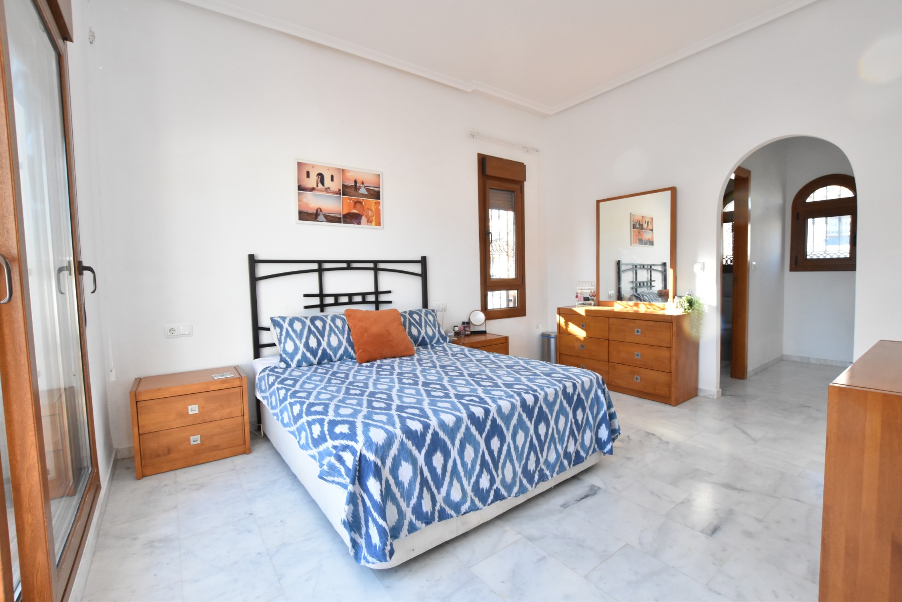 For sale - 3 Bedroom 2 Bathroom Villa in Algorfa - Inland  - Alicante
