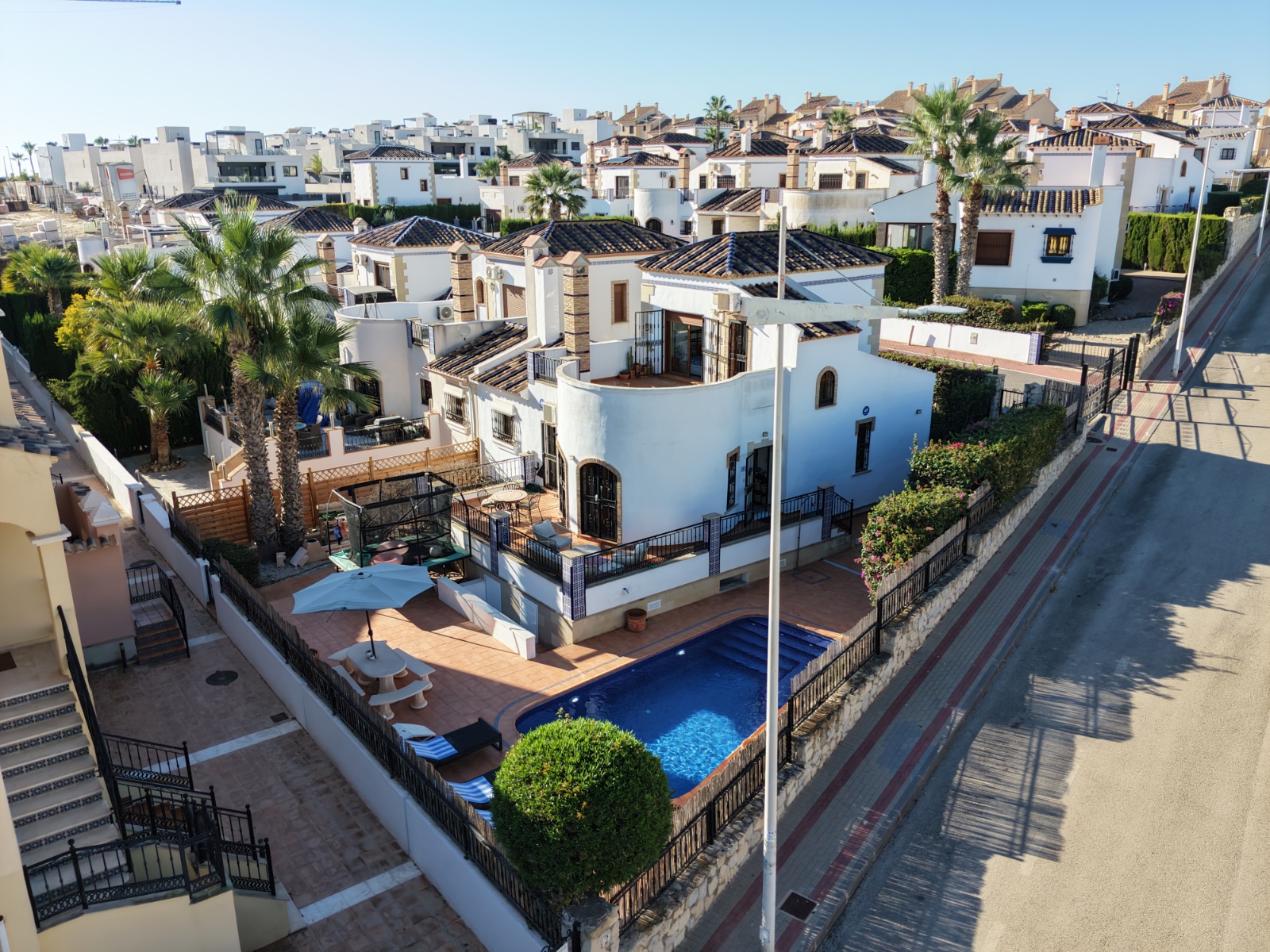 For sale - 3 Bedroom 2 Bathroom Villa in Algorfa - Inland  - Alicante