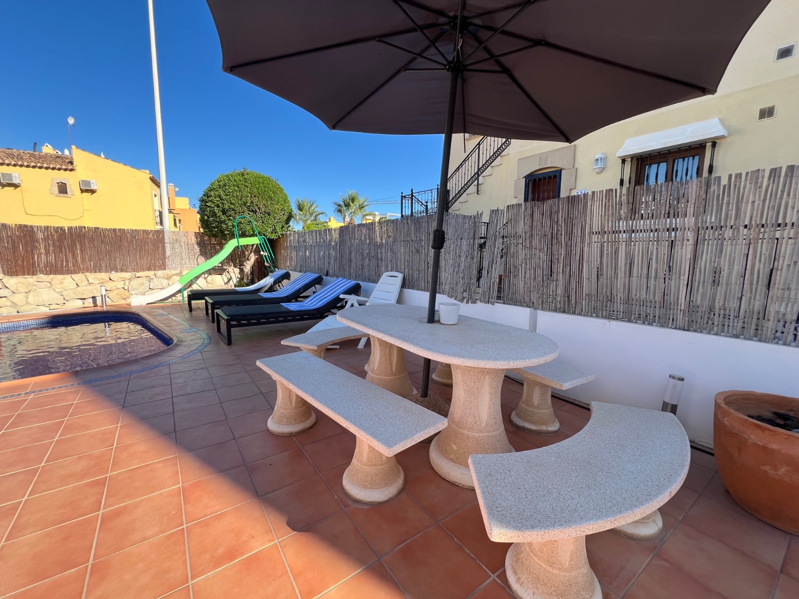 For sale - 3 Bedroom 2 Bathroom Villa in Algorfa - Inland  - Alicante