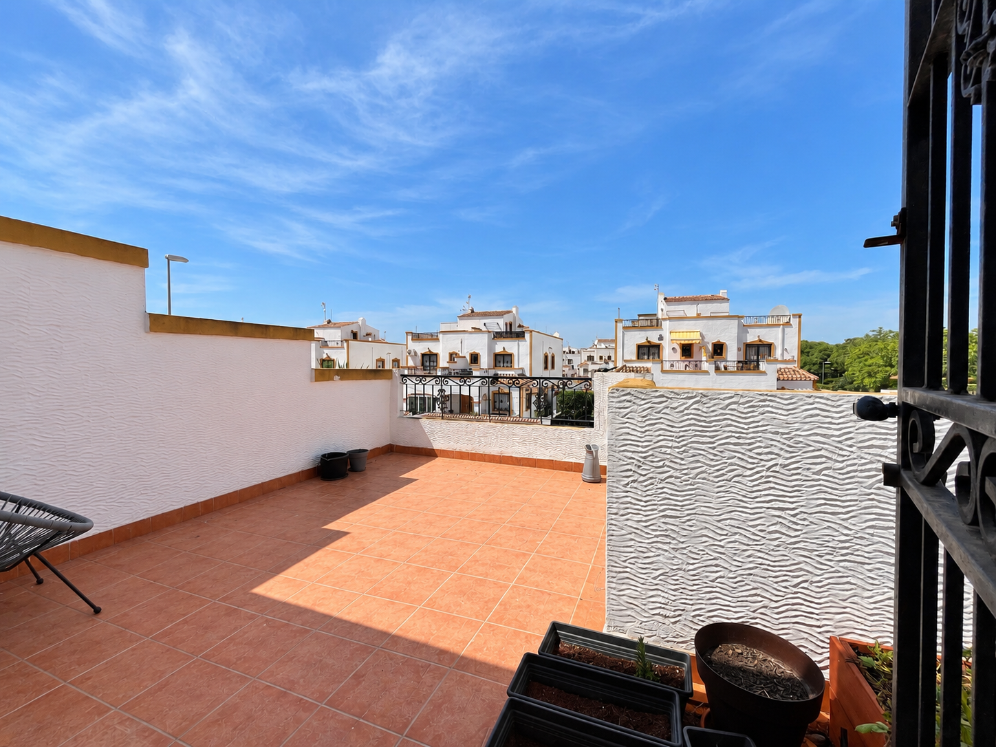 For sale - 3 Bedroom 1 Bathroom Villa in Vistabella Golf Entre Naranjos - Inland  - Alicante