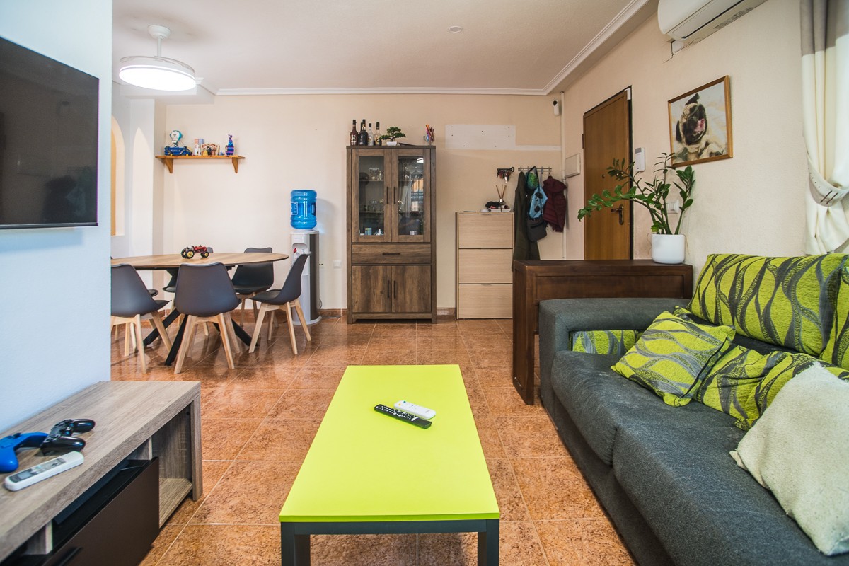 For sale - 3 Bedroom 1 Bathroom Villa in Vistabella Golf Entre Naranjos - Inland  - Alicante