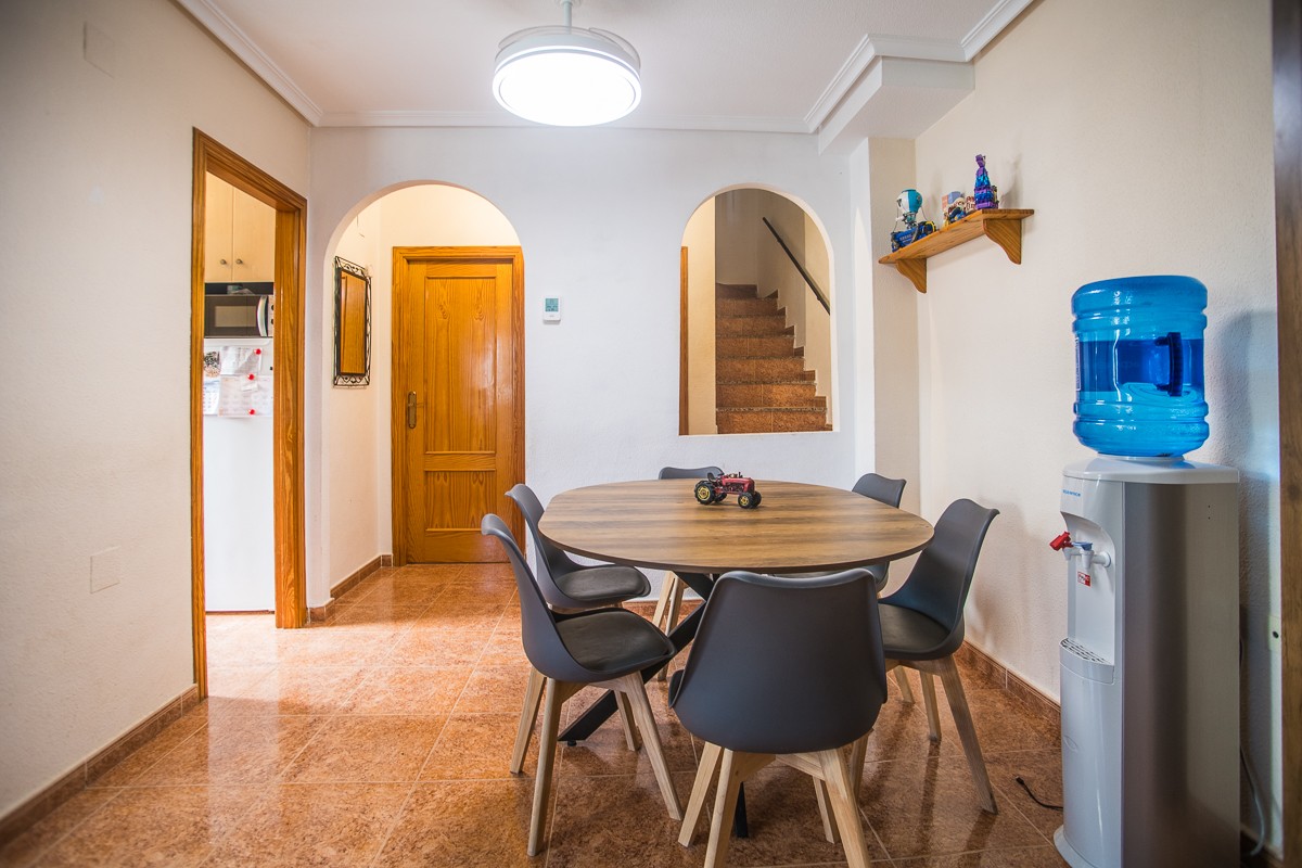 For sale - 3 Bedroom 1 Bathroom Villa in Vistabella Golf Entre Naranjos - Inland  - Alicante