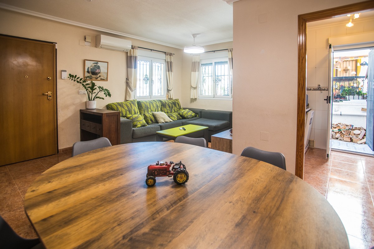 For sale - 3 Bedroom 1 Bathroom Villa in Vistabella Golf Entre Naranjos - Inland  - Alicante