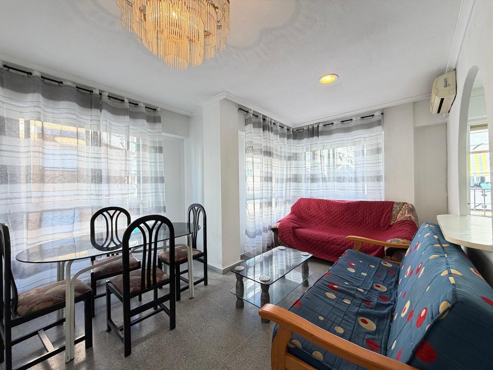 For sale - 2 Bedroom 1 Bathroom Apartment in Torrevieja - Playa Del Cura  - Alicante