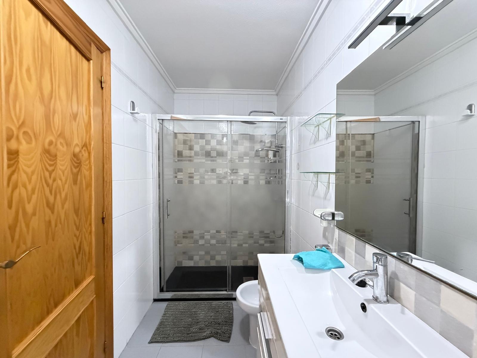 For sale - 2 Bedroom 1 Bathroom Apartment in Torrevieja - Playa Del Cura  - Alicante