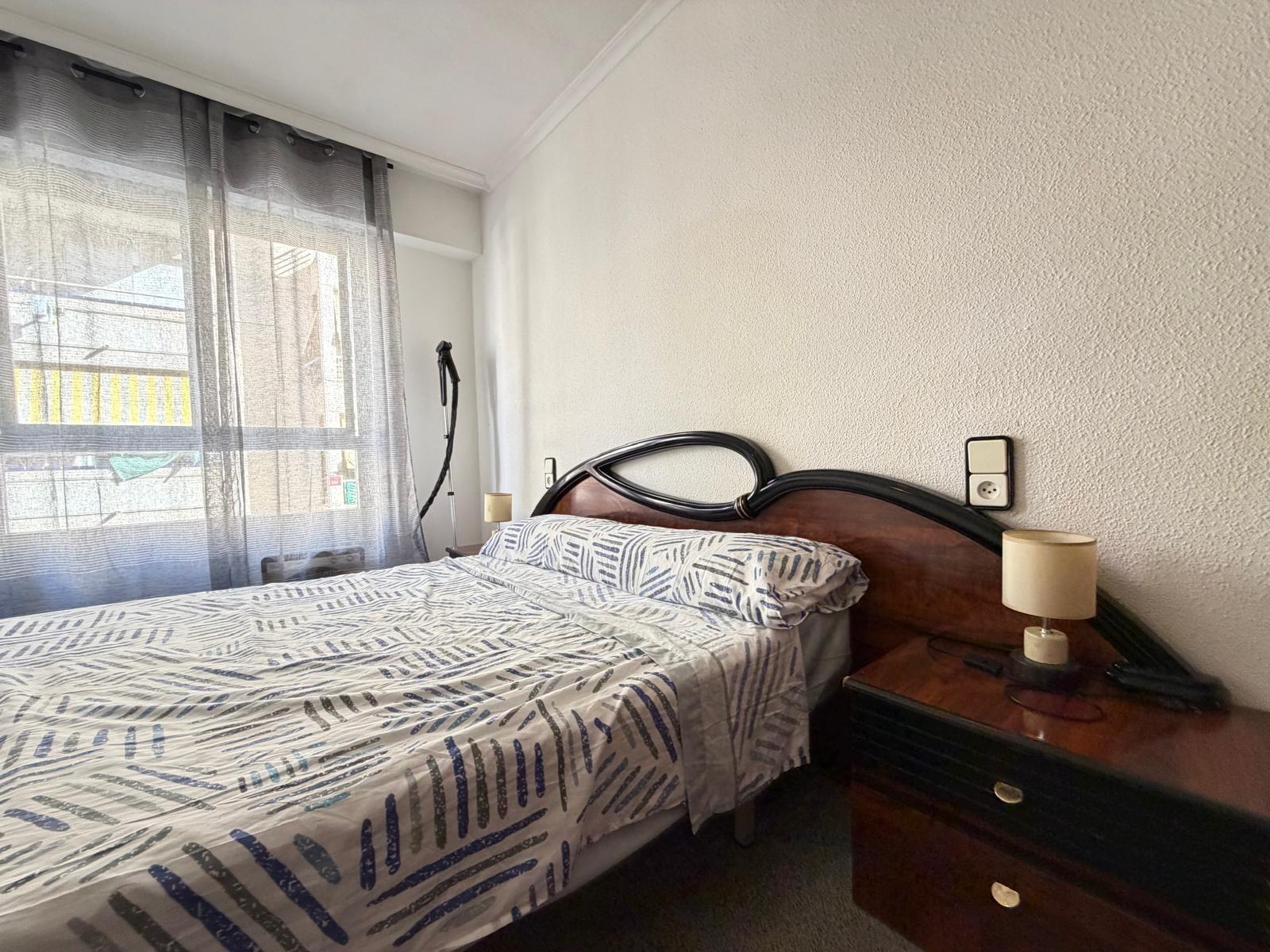 For sale - 2 Bedroom 1 Bathroom Apartment in Torrevieja - Playa Del Cura  - Alicante