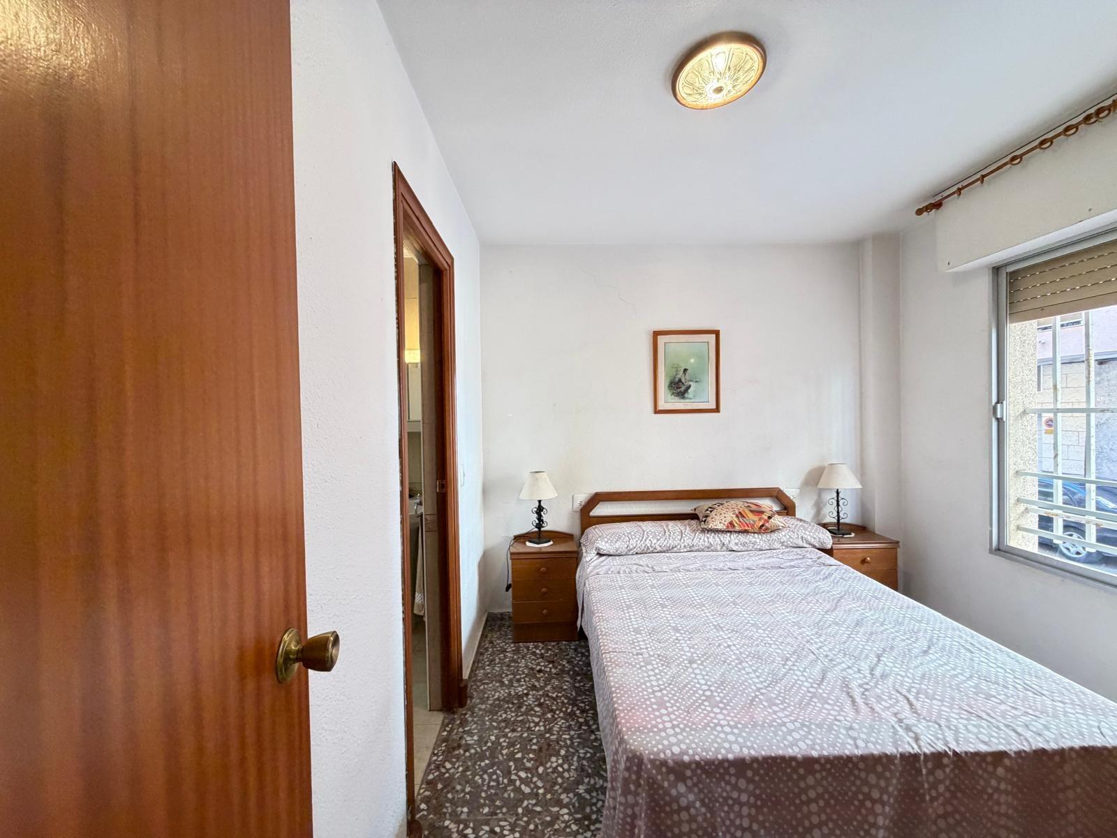 For sale - 3 Bedroom 2 Bathroom Apartment in Torrevieja - Las Piscinas Naturales  - Alicante