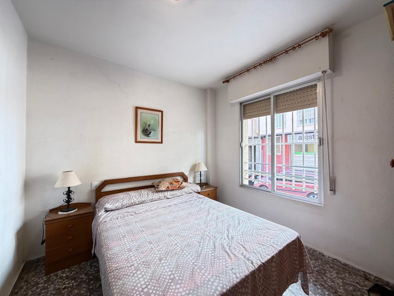 For sale - 3 Bedroom 2 Bathroom Apartment in Torrevieja - Las Piscinas Naturales  - Alicante